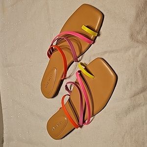 Sandles